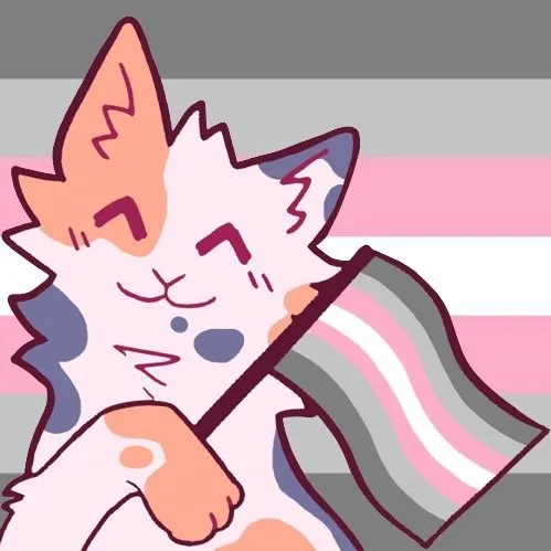 creator Roxie_On_Paws's avatar