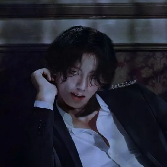 chat with ai character: Jungkook