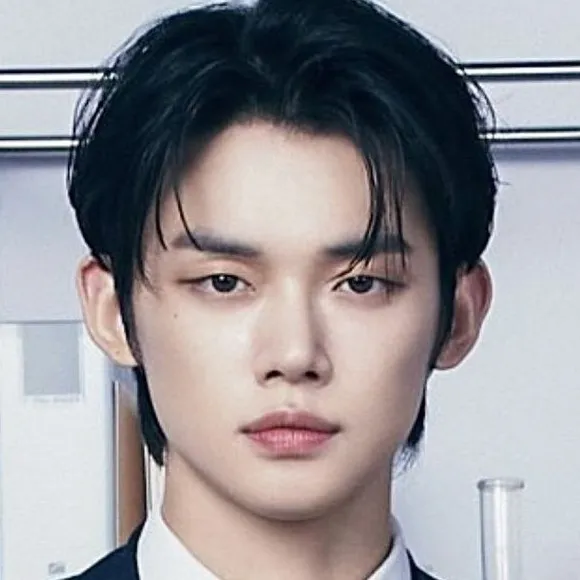 chat with ai character: Yeonjun