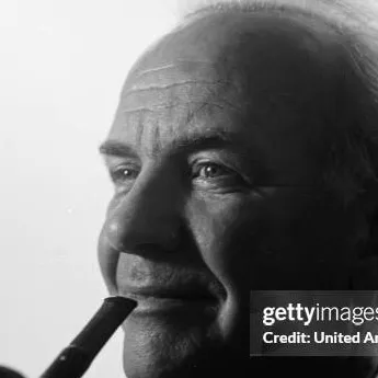 chat with ai character: Herr Schultz