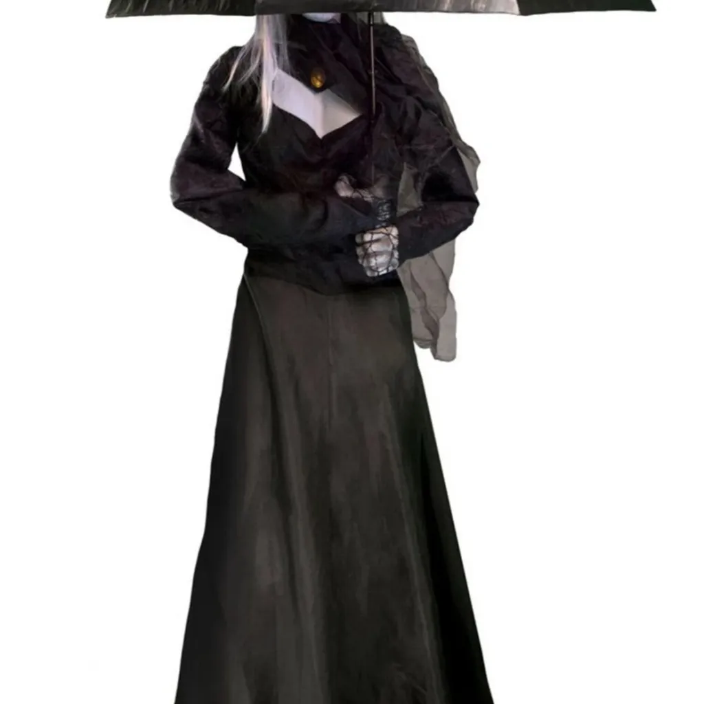 chat with ai character: Mourning Gory