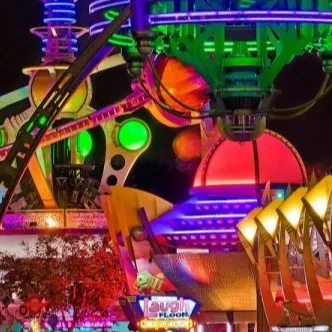 chat with ai character: Tomorrowland (WDW)