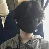 chat with ai character: Alex-manobrook 