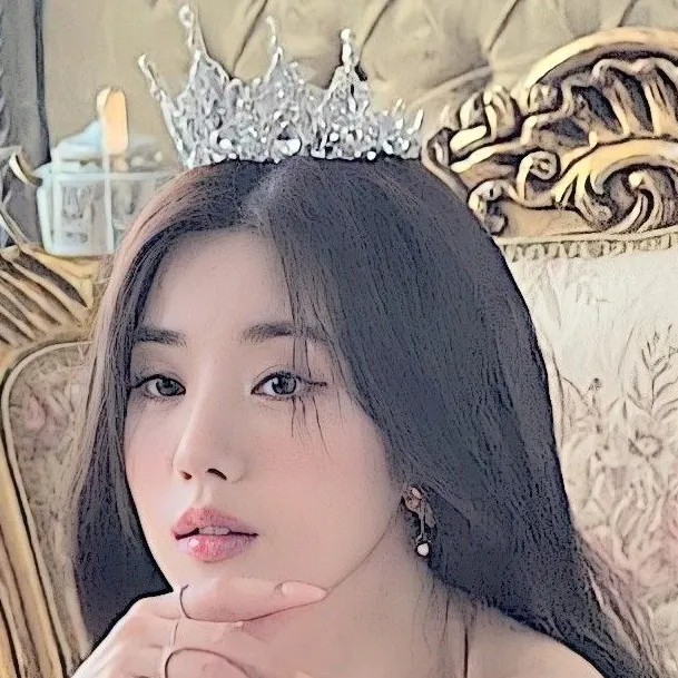 chat with ai character: Royal family 