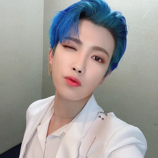 creator Hong Joong Fan's avatar