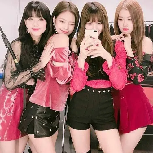 creator blackpinkfan28's avatar