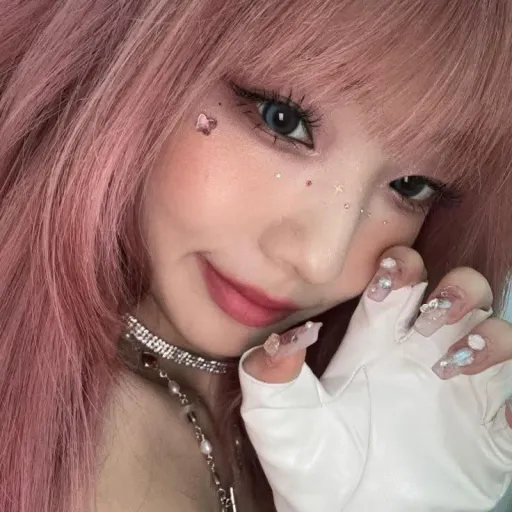 creator キム・リン's avatar