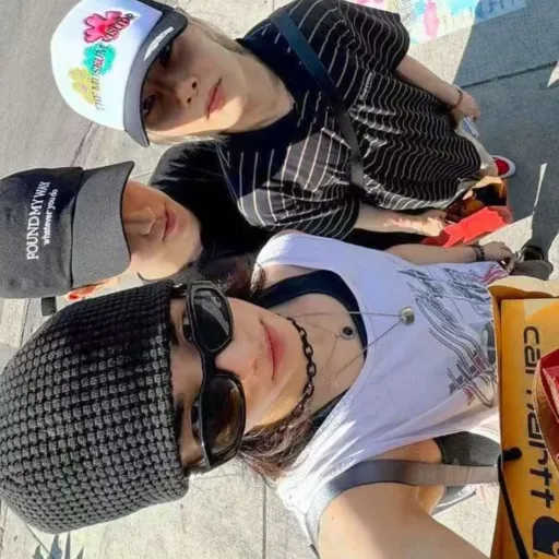 creator 🐷🐰🦅🐻🐈 Mad🥟⛰️🦊🦄's avatar