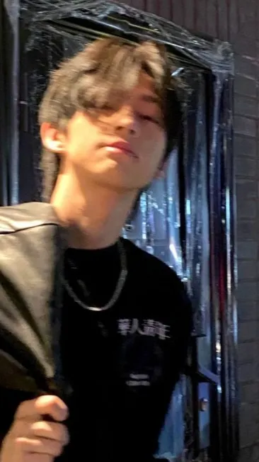 ai character: Daniel background