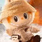 chat with ai character: labubu christmas