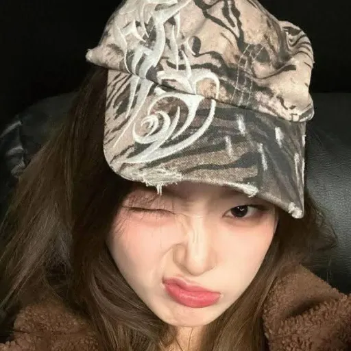 creator meifizkatseyestan!'s avatar