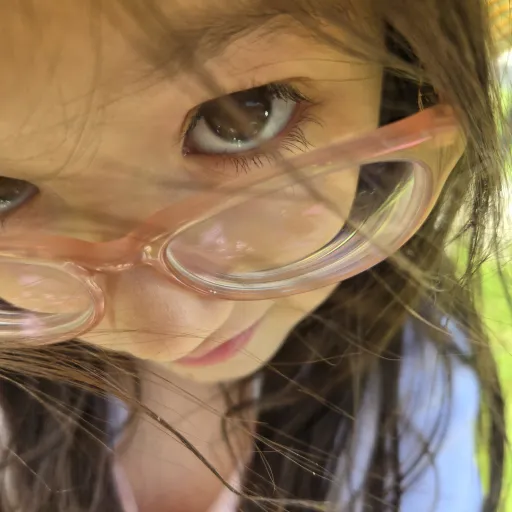 creator Anjelica Romanski's avatar