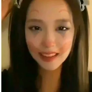 creator k-pop_Hyunjin♪'s avatar