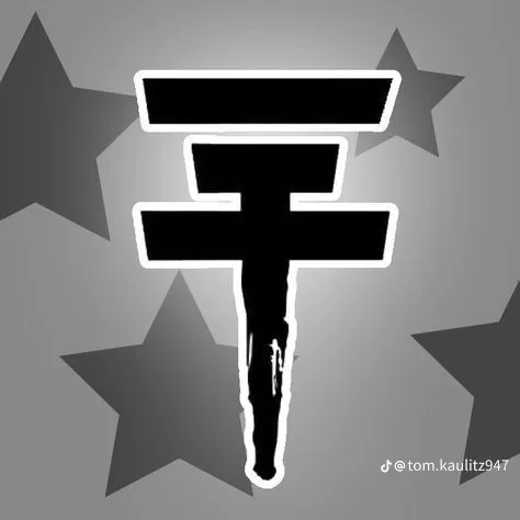 creator Emi Yei😝's avatar