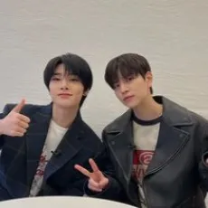 chat with ai character: SeungIn