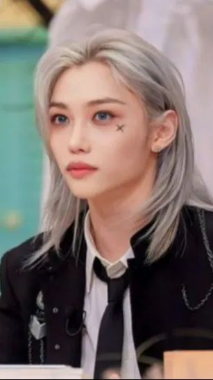 ai character: Felix background