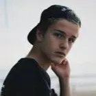 chat with ai character: Nathan