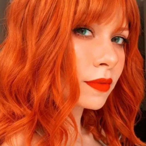 creator Candela Bueno's avatar