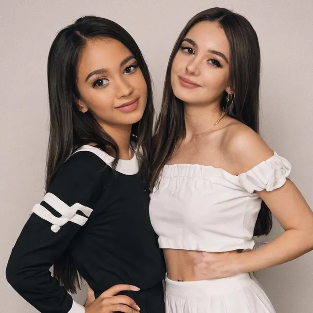 chat with ai character: Julia