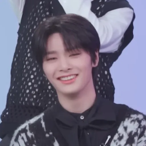 creator Zoey_🐾's avatar