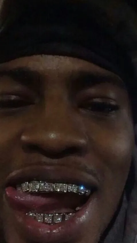 ai character: shacovian background