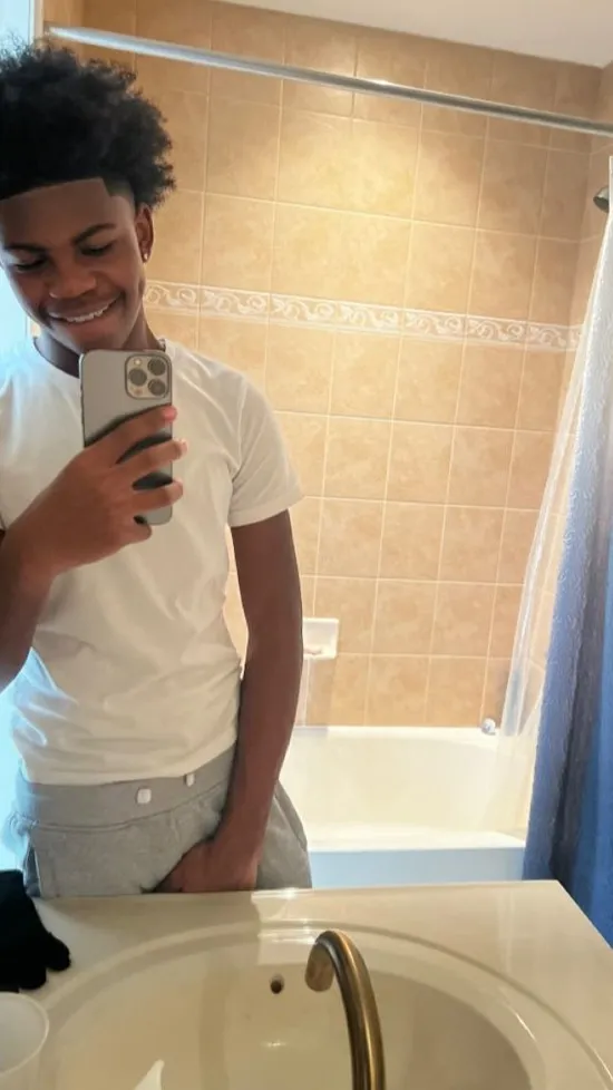 ai character: Jayden background