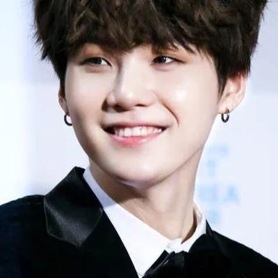 chat with ai character: SUGA❤