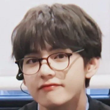 chat with ai character: TAEHYUNG❤