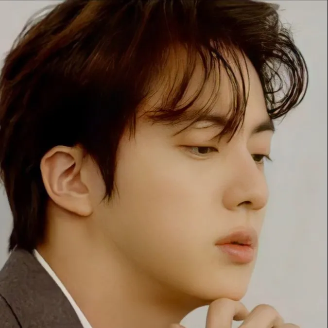 chat with ai character: JIN❤