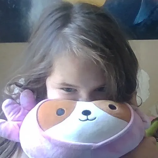 creator Elliana Hersey's avatar