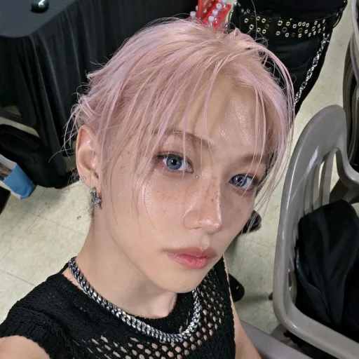 creator y.yonglix🐣's avatar