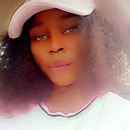 creator phoebe kefas's avatar