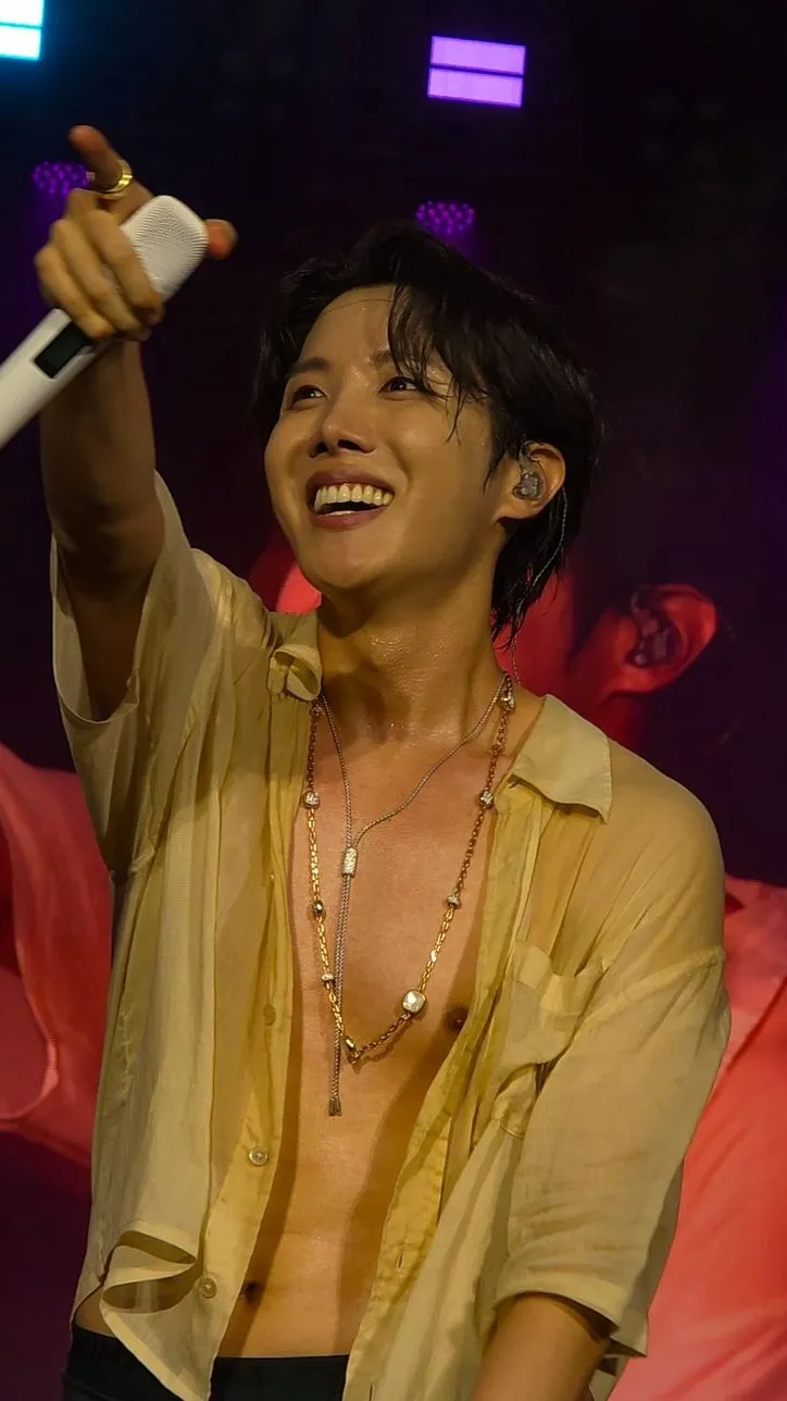 ai character: J hope background