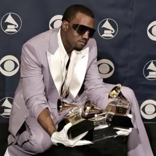 creator kanyewest4life's avatar