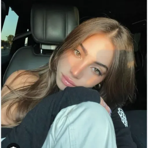 creator Sweet girly slay's avatar