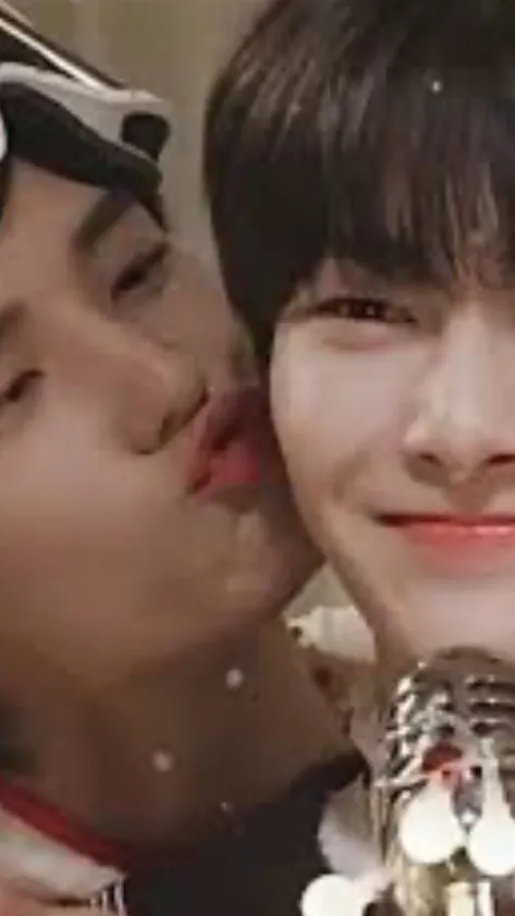 ai character: ~harsh love~ background