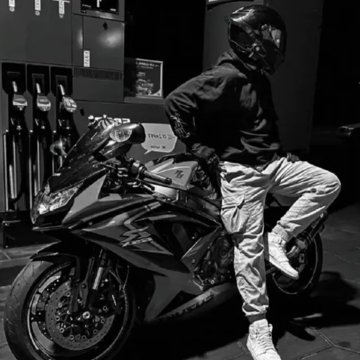 creator enzo_06/17's avatar