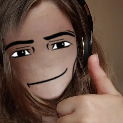creator Evelyn ig's avatar