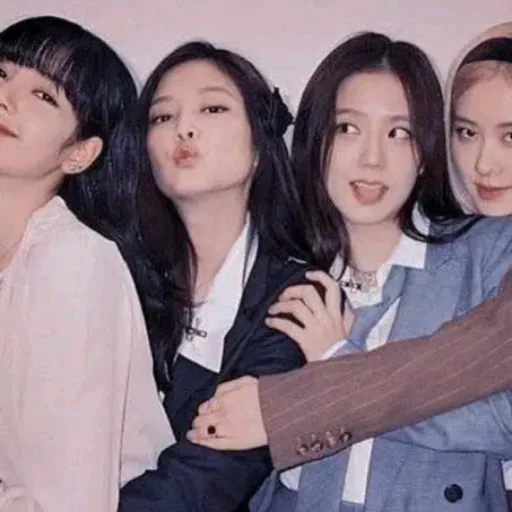creator army blink 💖's avatar