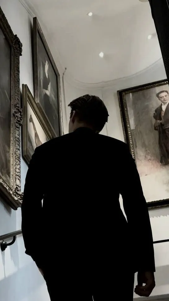 ai character: Damiano background