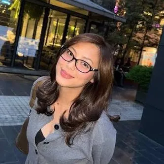 creator Ezzanie Jasny Fan's avatar