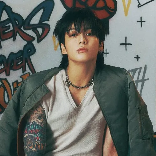 chat with ai character: Jungkook badboy