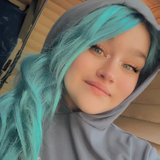 creator Maggie Lott's avatar