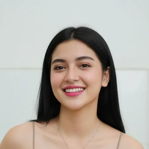 chat with ai character: Raina