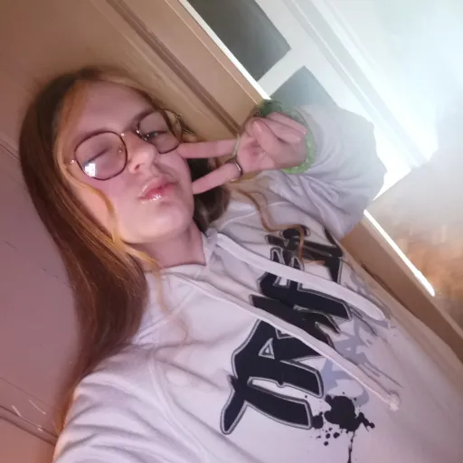 creator Alyzée (Lizzy)'s avatar