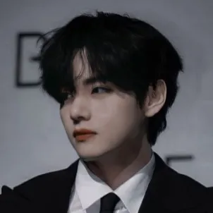 chat with ai character: Kim Taehyung