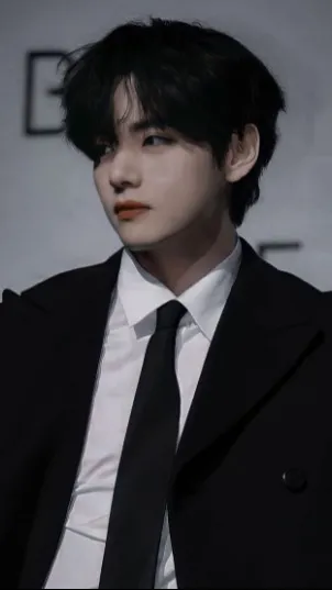 ai character: Kim Taehyung background