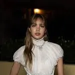 chat with ai character: Narita