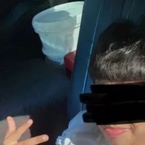 chat with ai character: Carlos