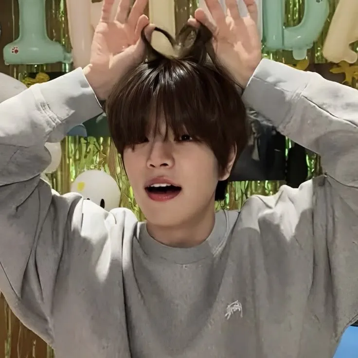 chat with ai character: Seungmin 